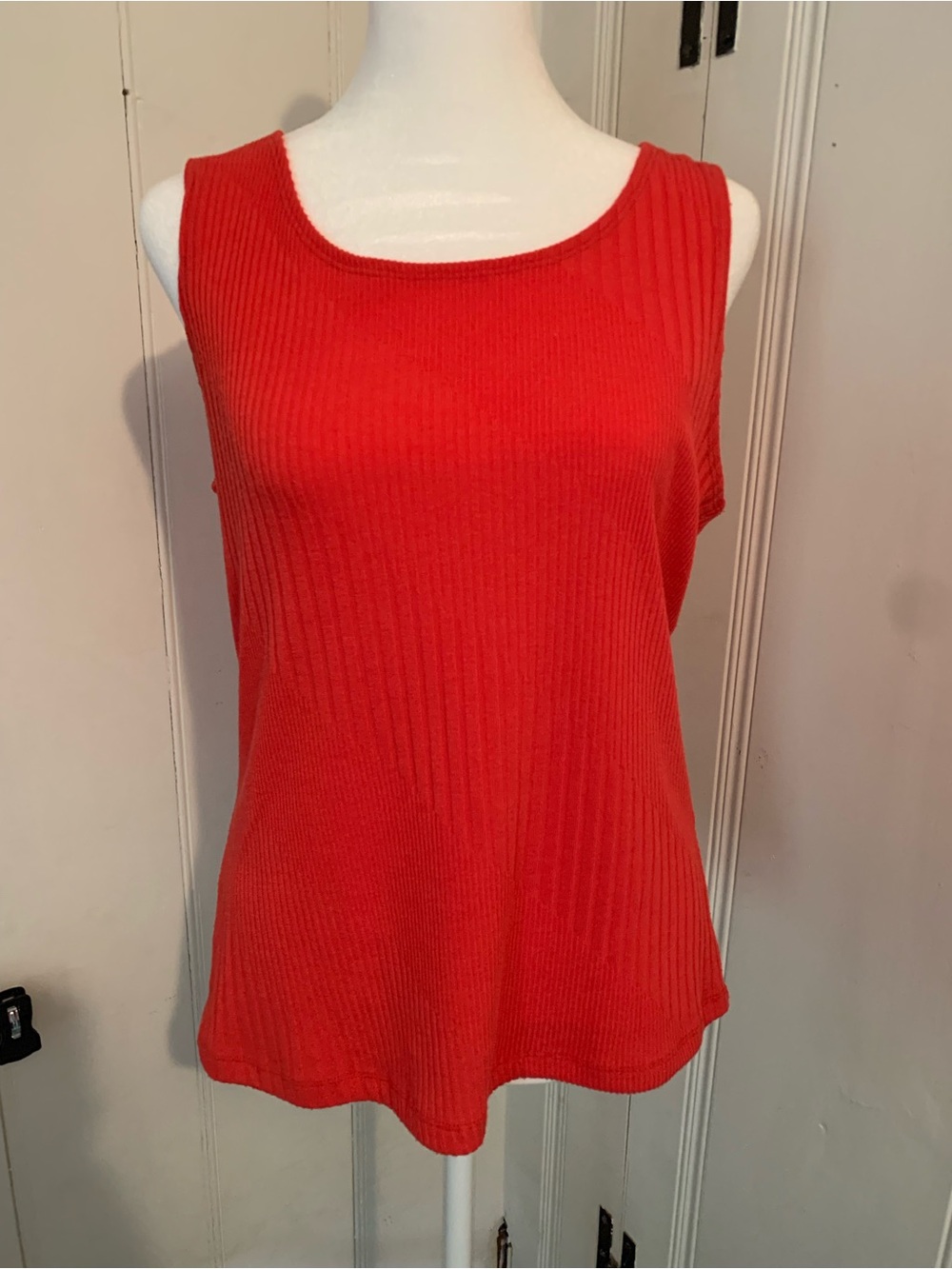 Coral Ribbed Sleeveless Knit Top - Women